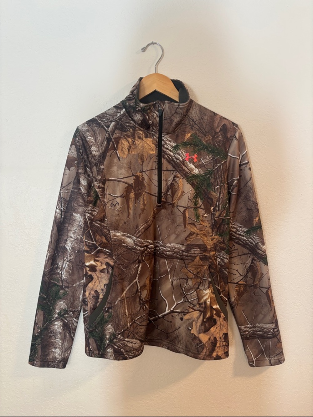 Under Armour Women’s Camo Quarter-Zip Pullover Jacket